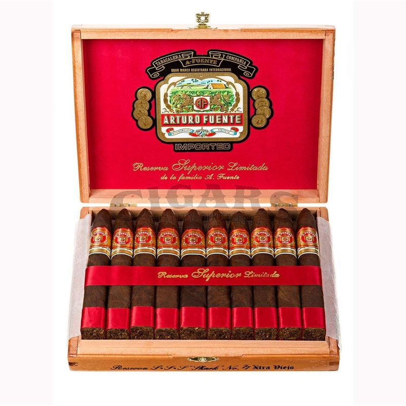 Arturo Fuente Anejo No.77 The Shark 1 Cigar