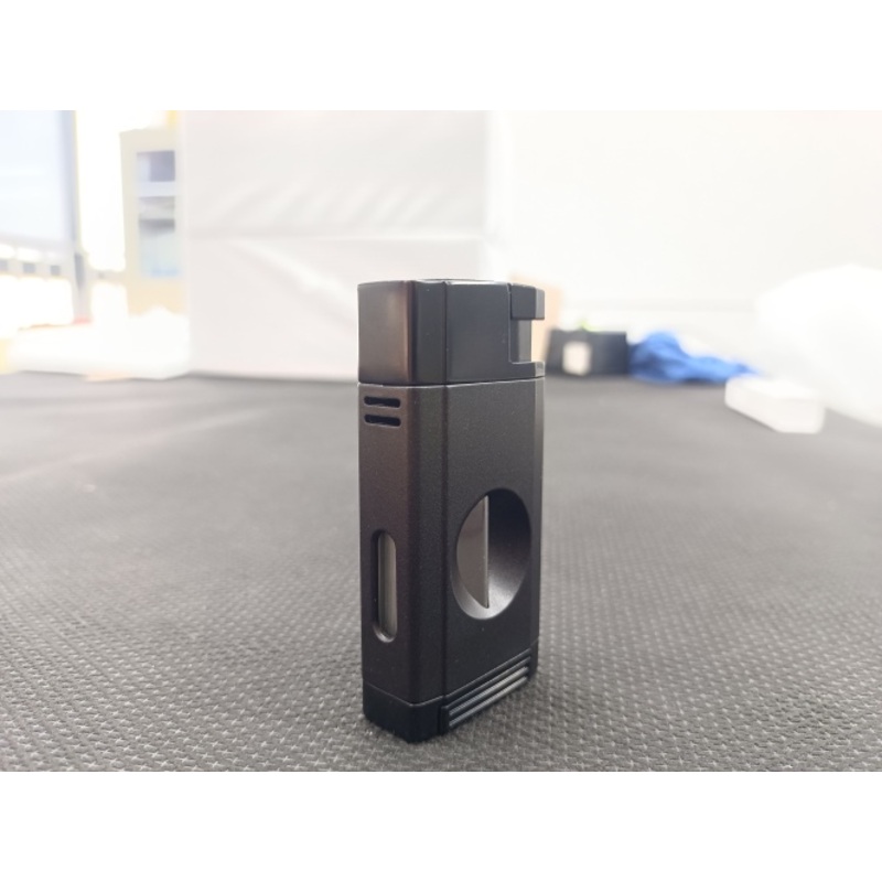 1689 Cigar lighter/Vcut