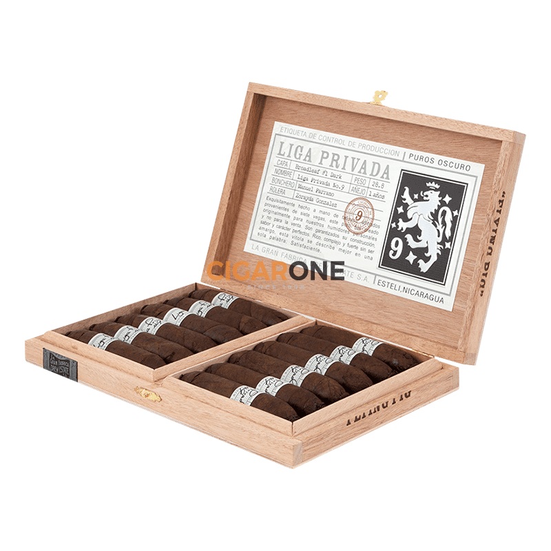 LIGA PRIVADA No.9 Flying Pig
