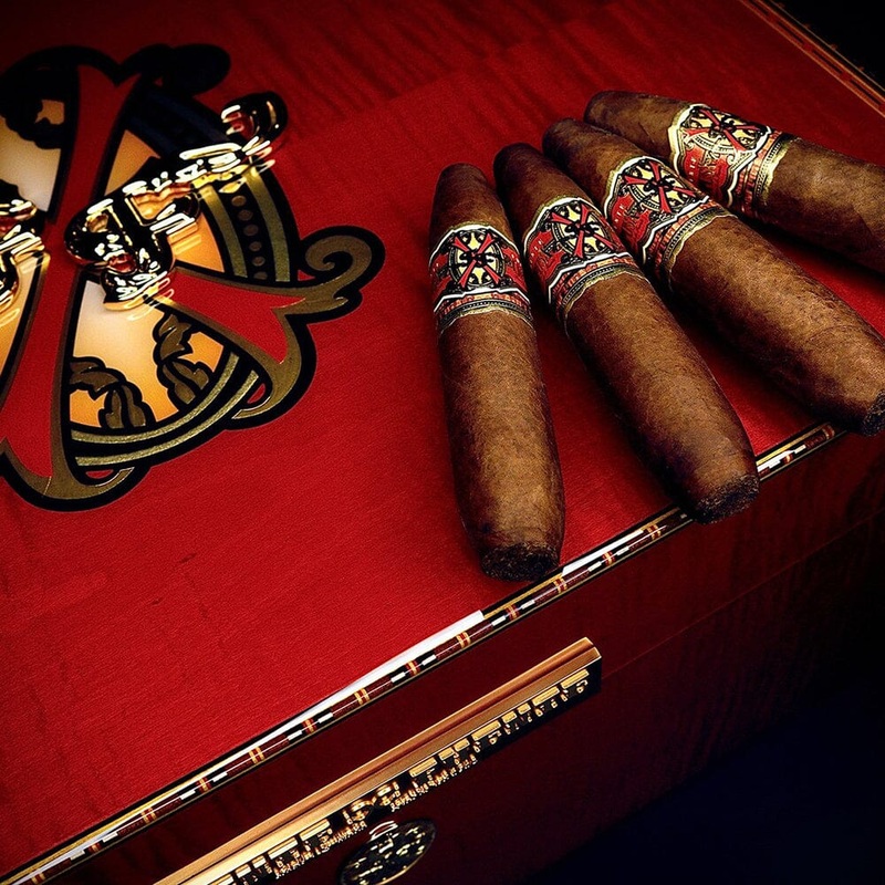 2023 Limited Edition OpusX Serie “Heaven & Earth” Big B Humidor Humidor + 102 Cigars