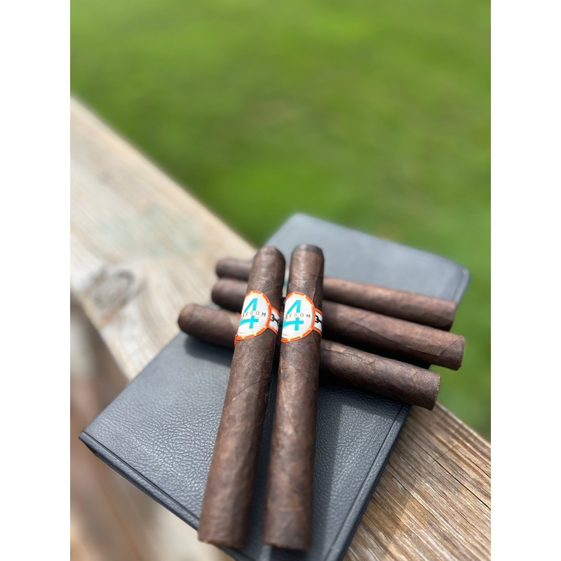 4 Freedom Pastors Reserve Maduro (5 Pack)