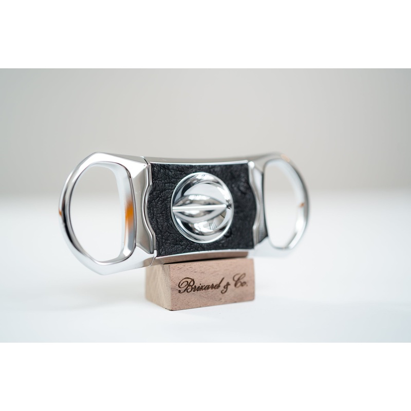 Brizard and Co. – The “V” Cutter – Ostrich Black