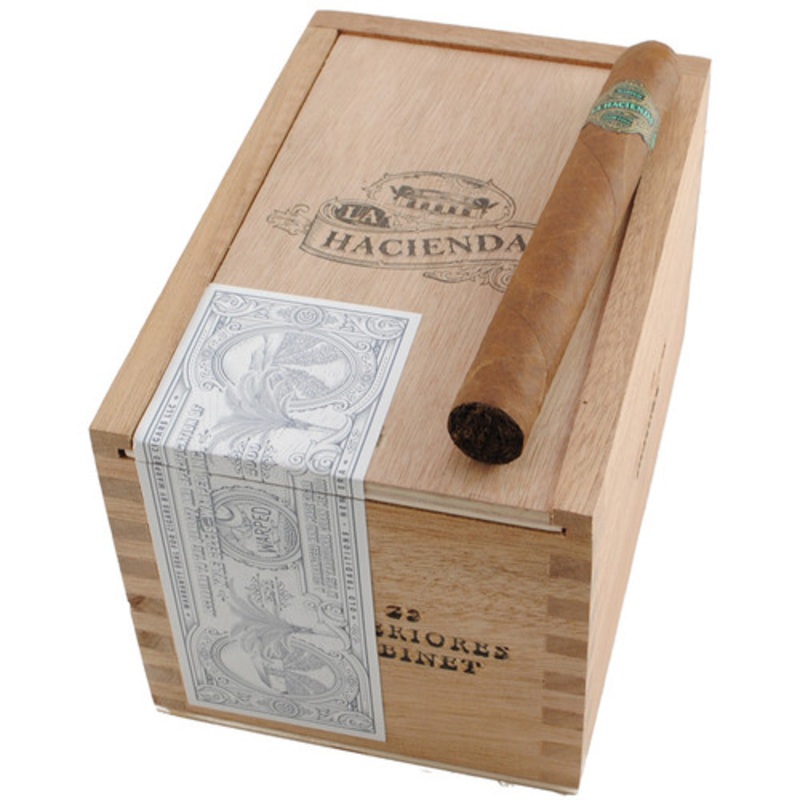 Warped La Hacienda Superiores Grand Corona