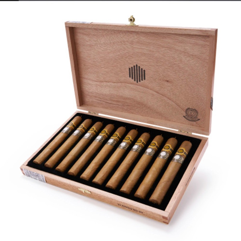 Warped La Colmena 10th Anniversary Amado No.50 (5-7/8×50)