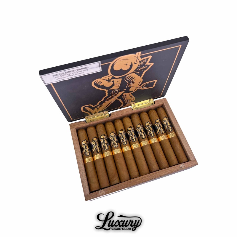 Room 101 Johnny Tobacconaut 5 pack robusto (5×50)