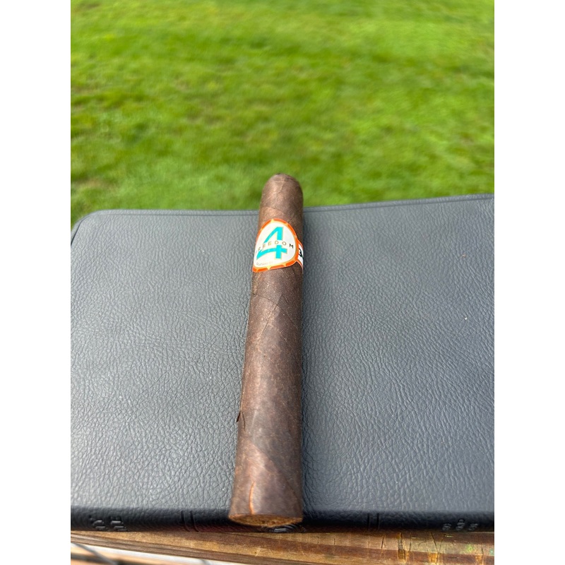 4 Freedom Pastors Reserve Maduro