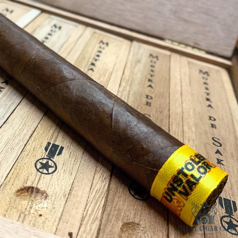 Dunbarton Tobacco & Trust Muestra de Saka Unstolen Valor single (no coffin) unstolen valor (6×52)