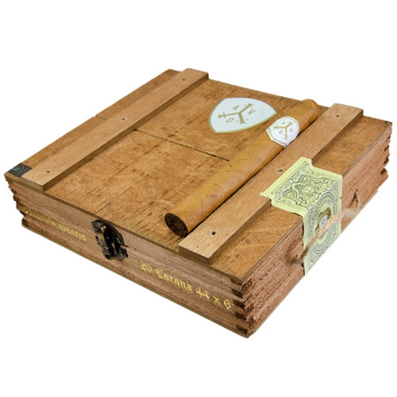ADVentura The Royal Return Queens Pearls Corona (6×44)